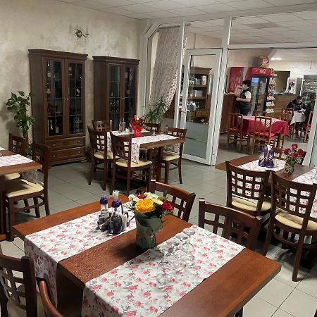 KM 80 Restaurant&Hotel Mavrodolu Extérieur photo