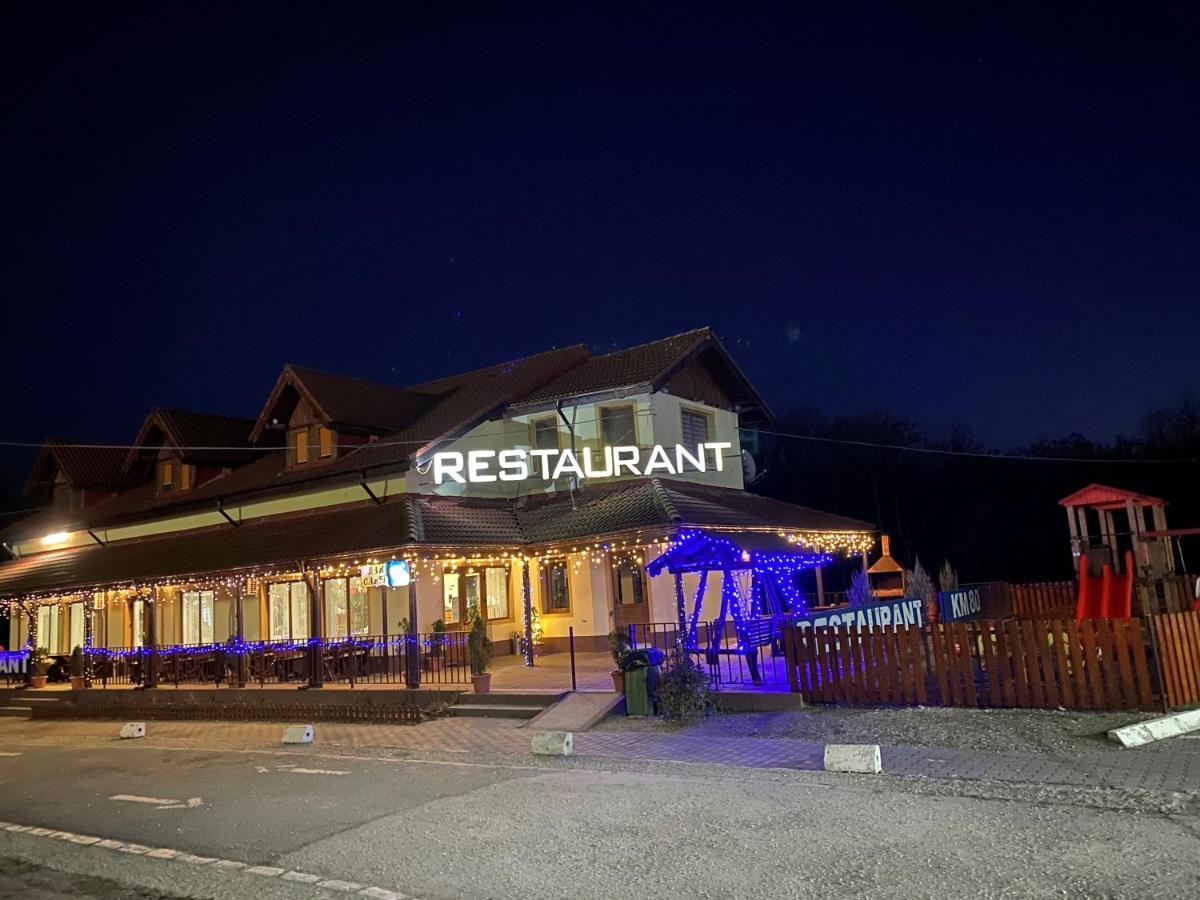 KM 80 Restaurant&Hotel Mavrodolu Extérieur photo