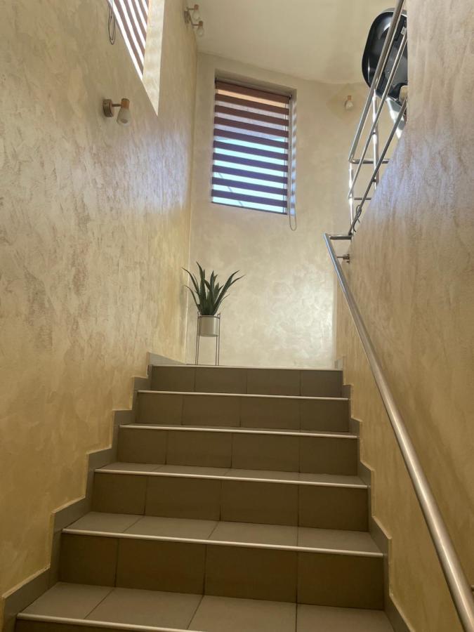KM 80 Restaurant&Hotel Mavrodolu Extérieur photo
