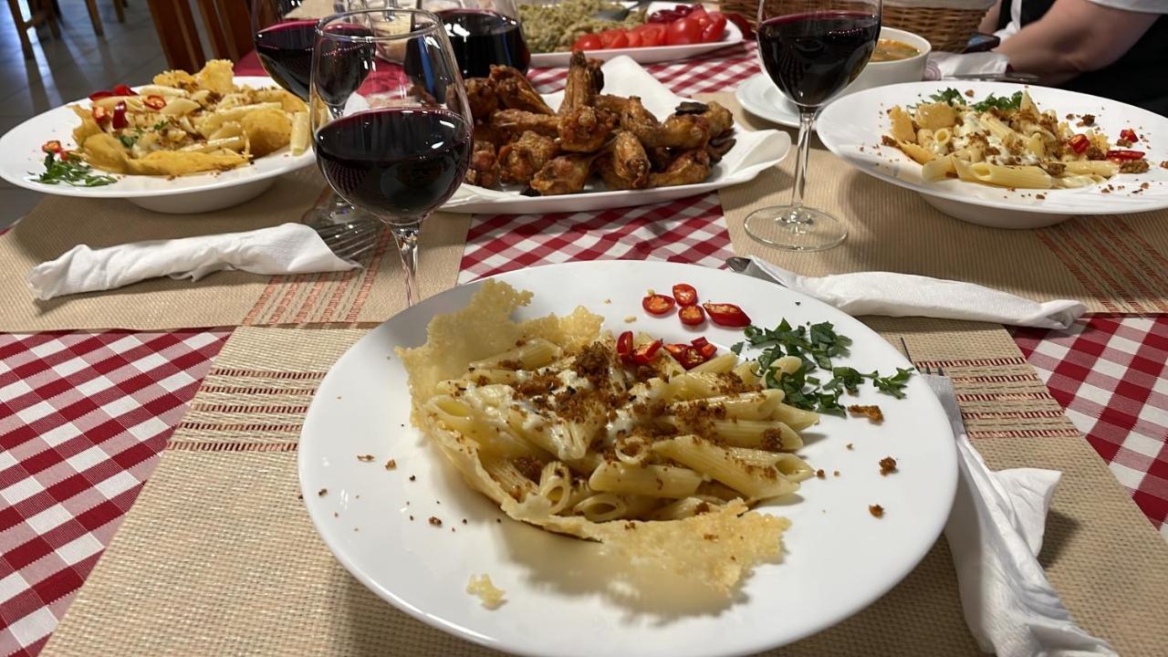 KM 80 Restaurant&Hotel Mavrodolu Extérieur photo